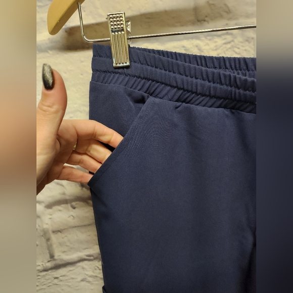 NWT Dolan Madeleine High Waisted 8-Pocket CORE Scrub Pant In Navy Various Sizes - Picture 9 of 13
